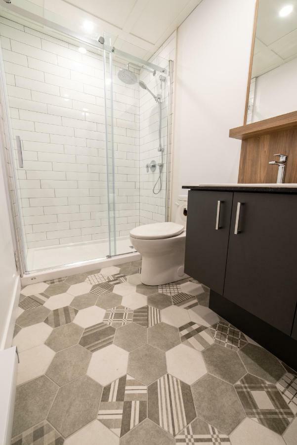 Apartamento Aux Havres Urbains - Le Penthouse De La 3Ieme Avenue Ciudad de Quebec Exterior foto
